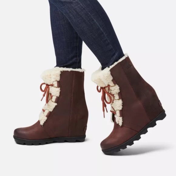 SOREL WOMEN'S JOAN OF ARCTIC  WEDGE II SHEARLING BOOT Sz 7.5 - Picture 1 of 11